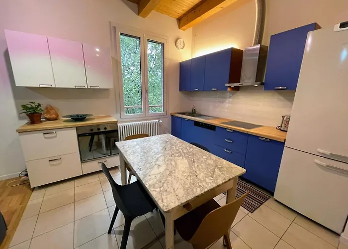 A Due Passi Dal Centro Apartament