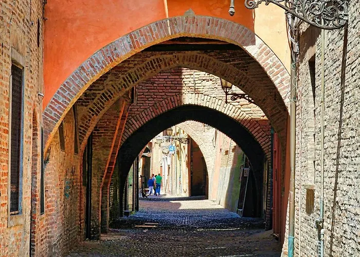 A Due Passi Dal Centro Apartament